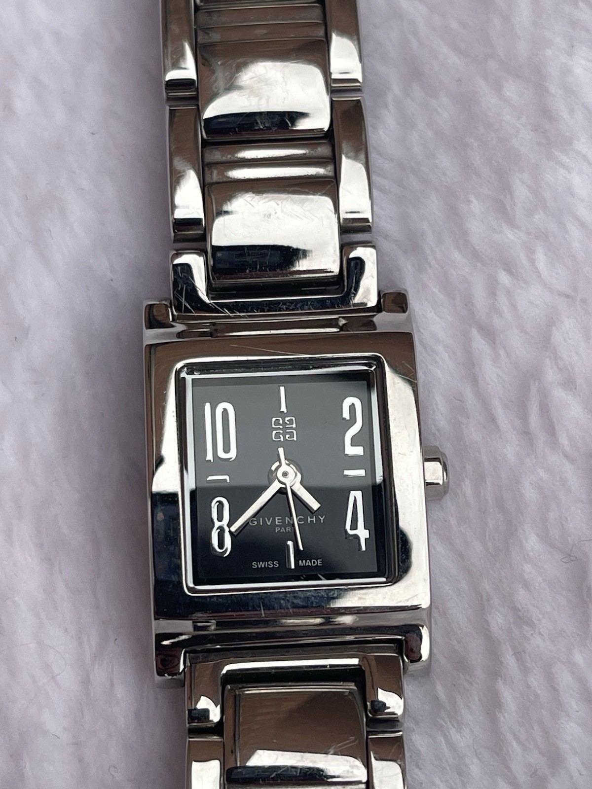 Rare Givenchy Bellport Swiss-made Stainless Steel Watch. Ladies Quartz Watch.