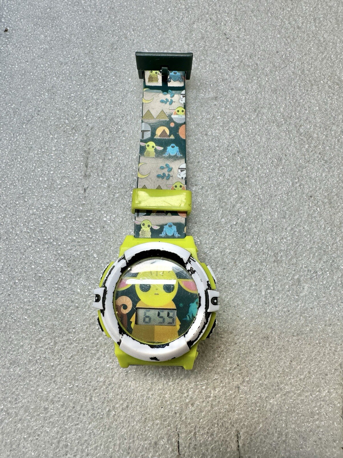 Star Wars Working Lucas Film LTD Accutime Baby Yoda Digital Watch