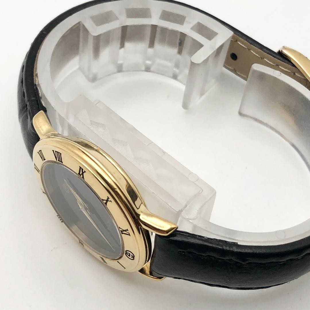 GUCCI 3000L Round Watch Gold Black Dial Quartz New Leather Band Vintage From JP