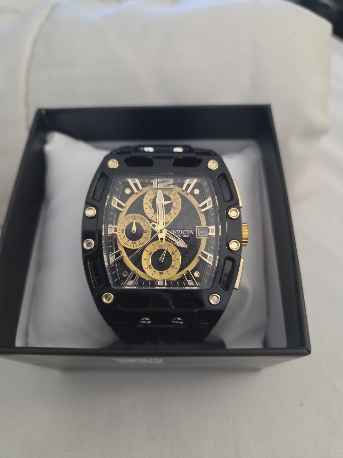 Invicta S1 Rally Allogrip 70148 42mm 30m Date Black/Gold w/ Box