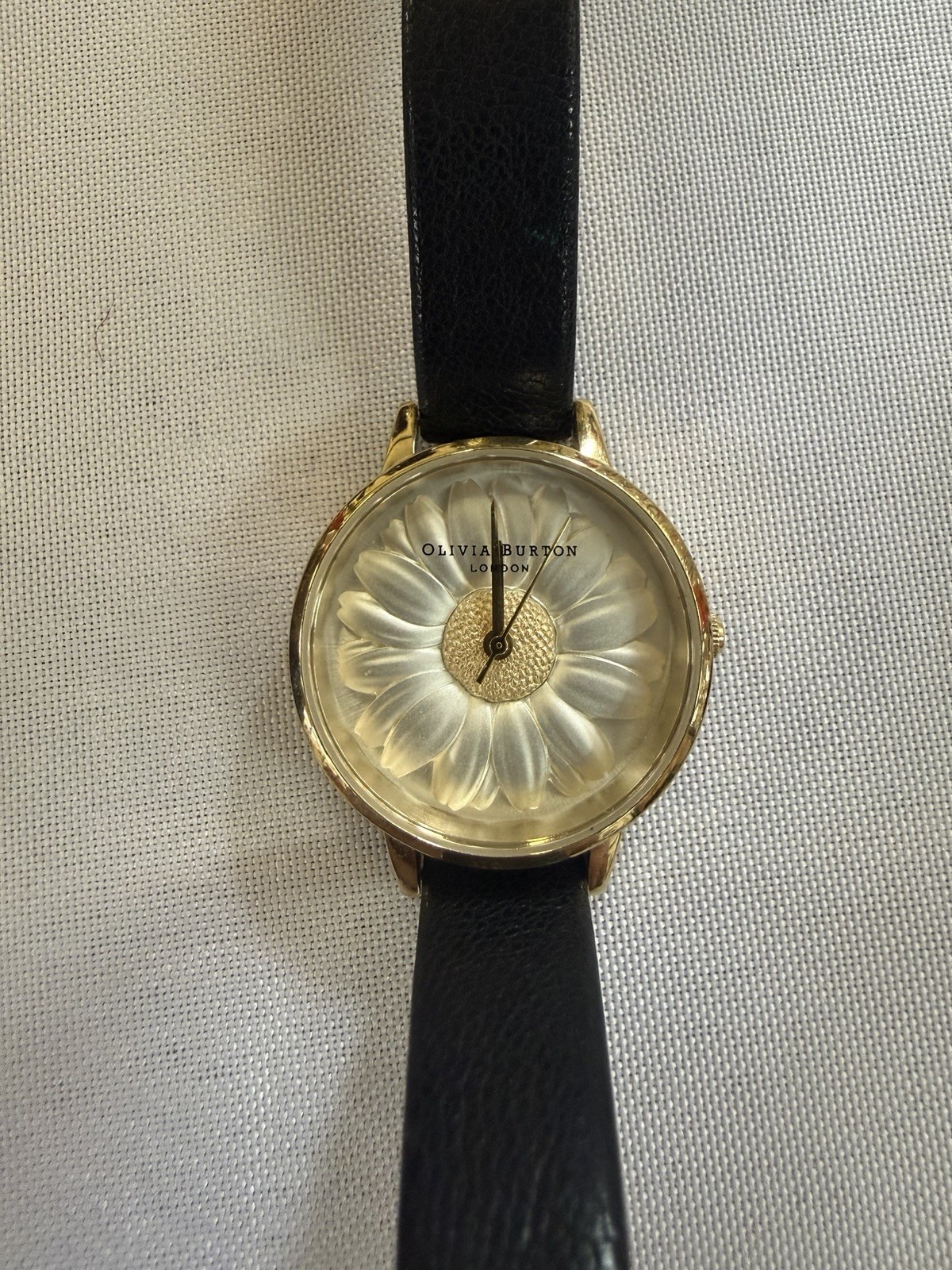Olivia Burton London 3D Daisy Midi Watch