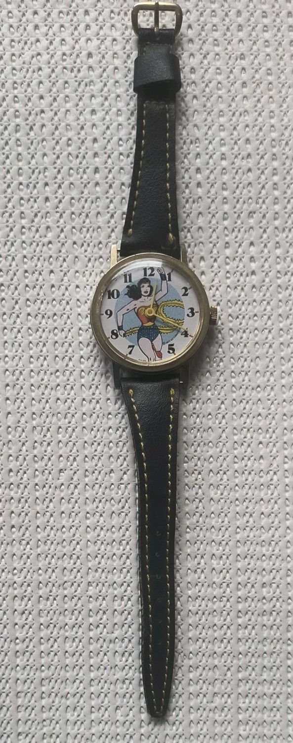 Vintage DC Comics Women Wonder Woman 177 Dabs & Co in Working Condition!