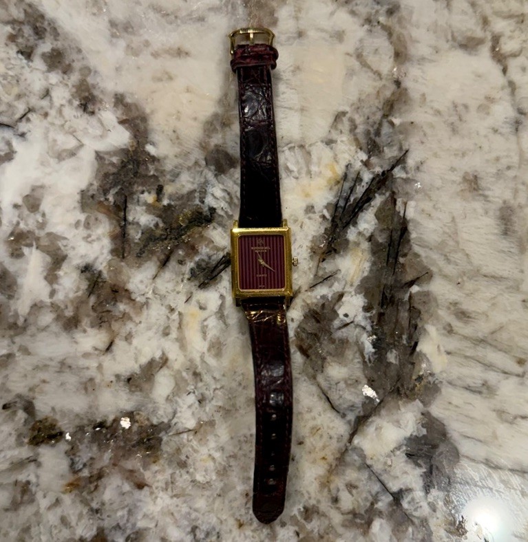 Raymond Weil 5722 Tank Geneve Swiss Made Quartz Gold Plated Burgundy Tuxedo Dial