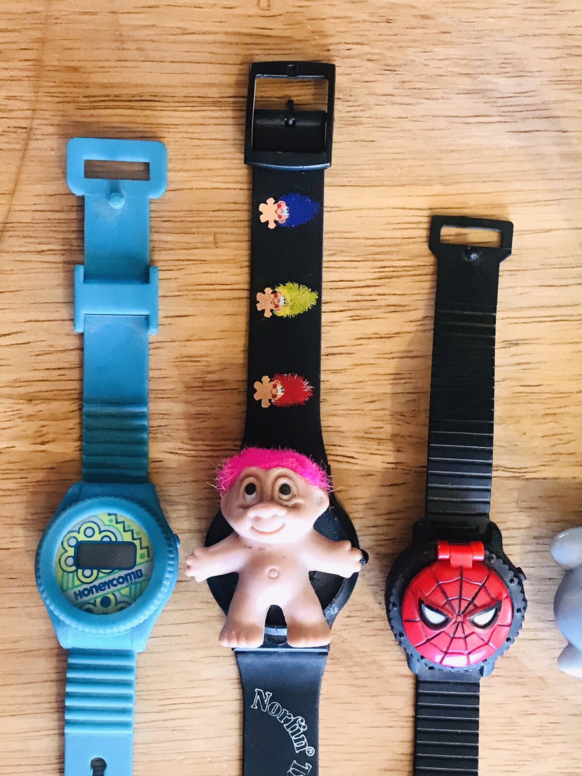 Watches 6 Total Childrens For Parts, Repair, or Batteries Variety Not Tested