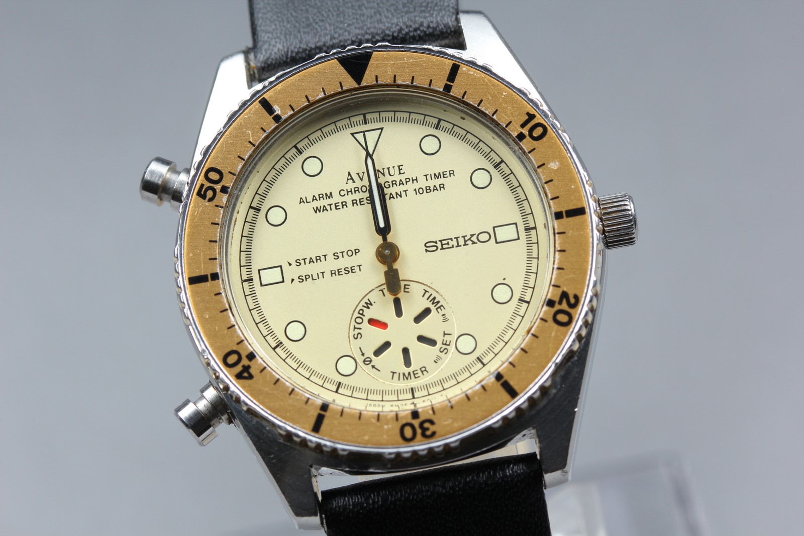 Vintage 【Exc+5】 SEIKO AVENUE 8M26-600A Quartz Chronograph Men’s Watch From JAPAN