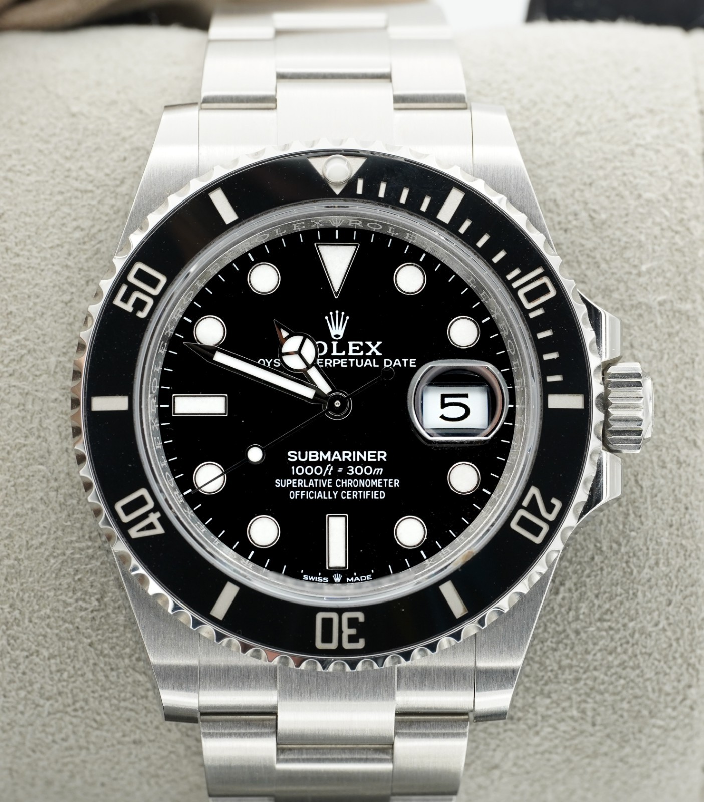 2025 Rolex Submariner Date 41mm 126610LN Black Dial Stainless Steel BOXES/PAPERS