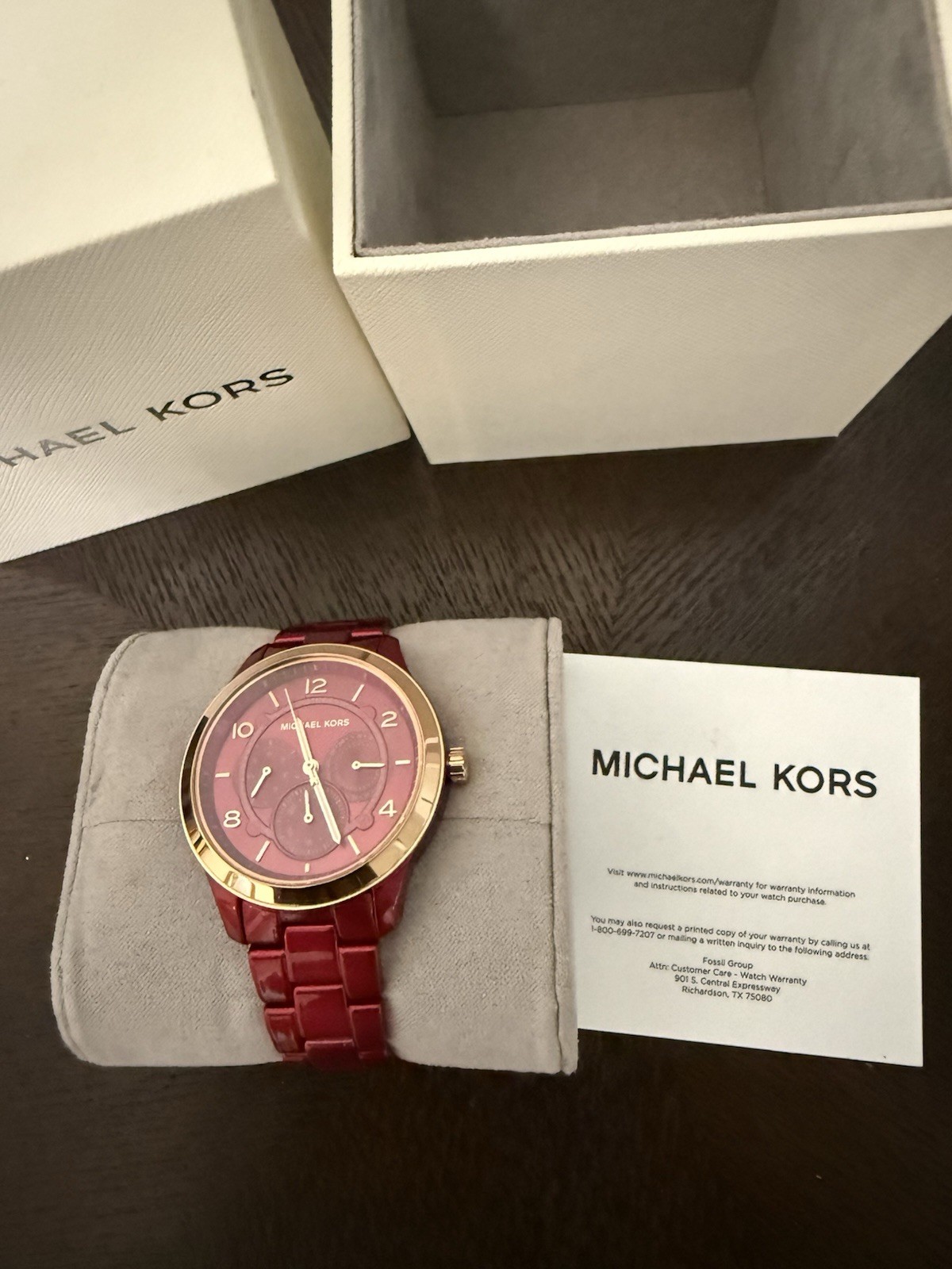 Michael Kors Runway Quartz Red Dial Gold Tone 38mm Watch 50m w/ Box