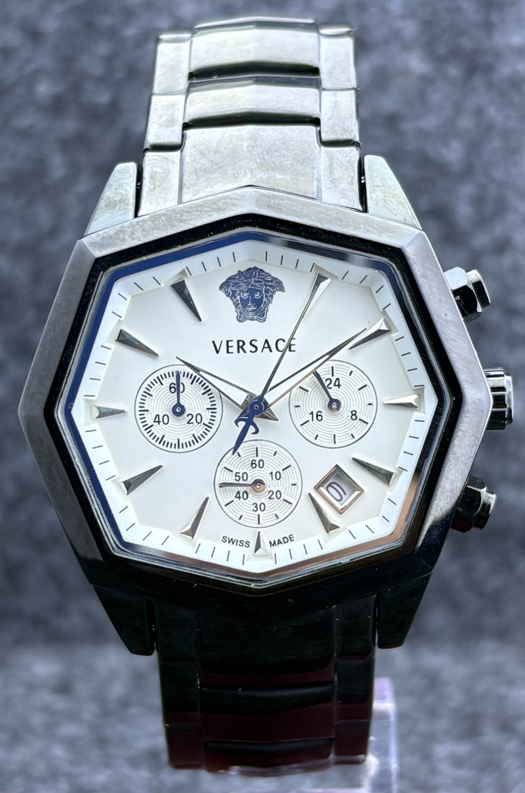 Vintage Versace Medusa Chrono Quartz White Dial Sub-Sec/Date Wristwatch.