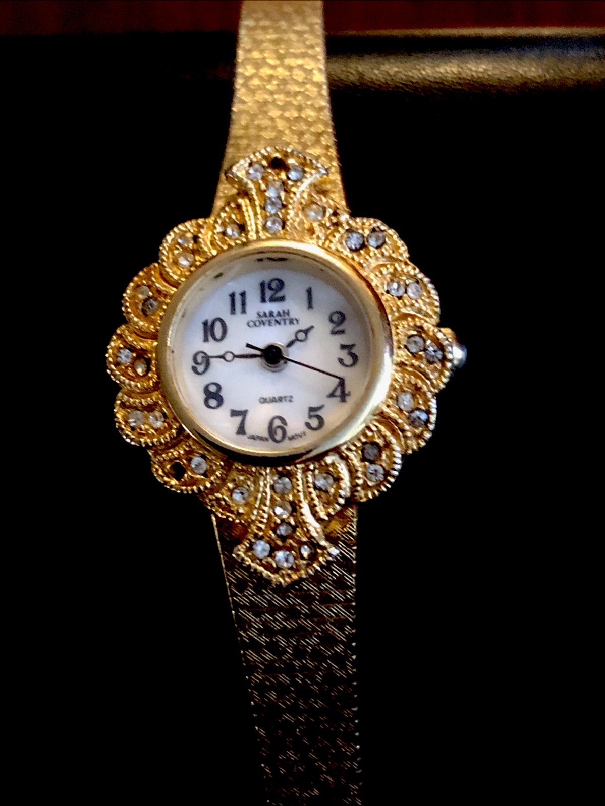 Sarah Coventry Watch Gold Tone Band Jewel Accents Untested LSC212 Not Tested