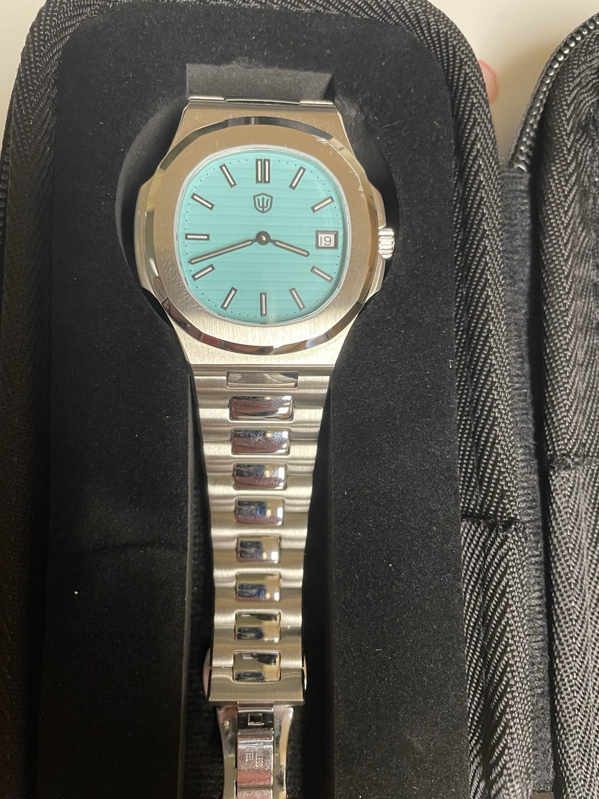 Watchdives Men’s 40mm Tiffany Nautilus style