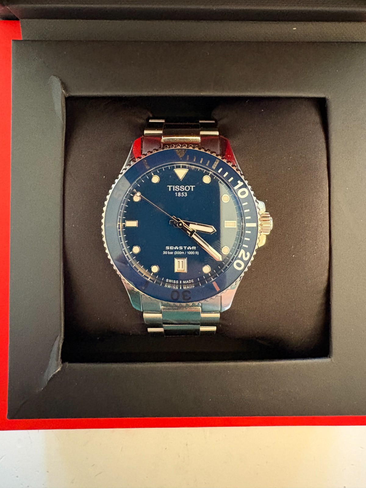 Tissot Seastar 1000 40mm T120.410.11.041.00 Blue Dial (Original box included)
