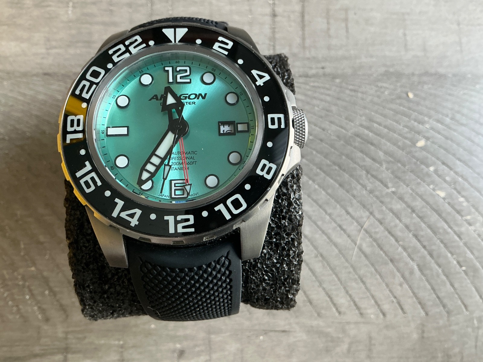 Aragon Divemaster NH34 Automatic GMT Titanium 200M Sapphire Crystal – Excellent