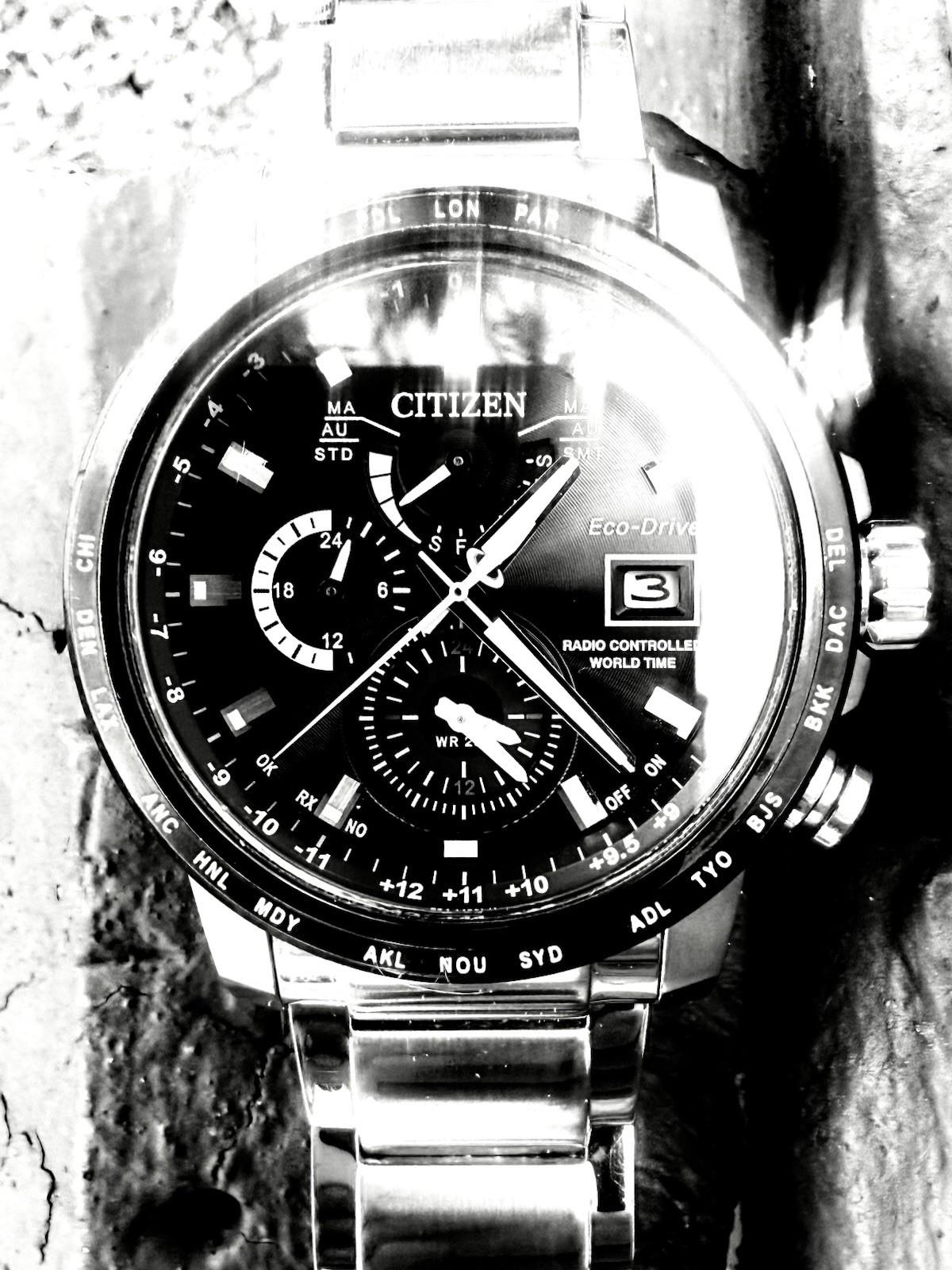 Authentic Citizen Eco-Drive Men’s Stainless World Time AT9071-58E Stated Class