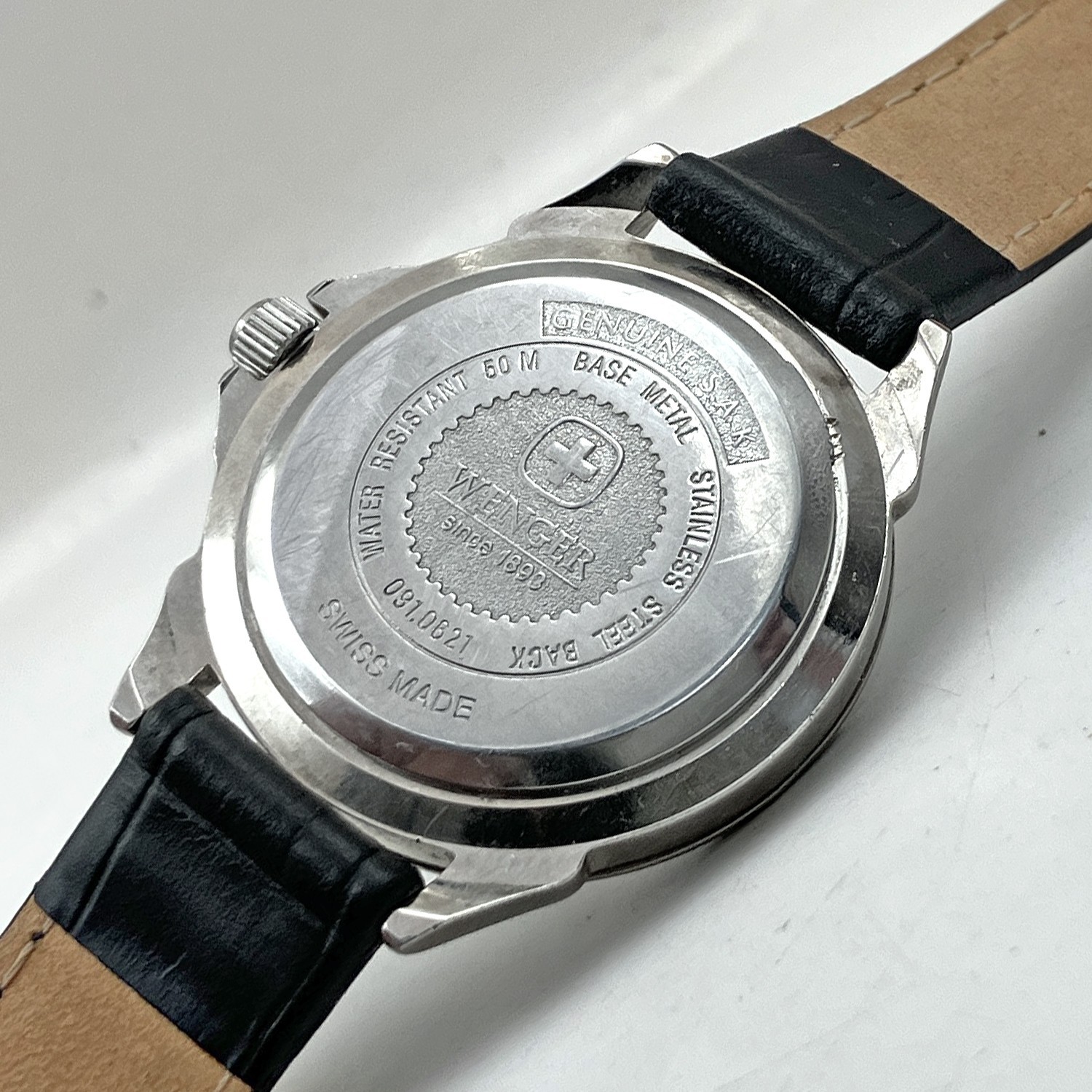 Vintage Wenger SAK Design Swiss Day Date Watch WR 50m 29mm Womens