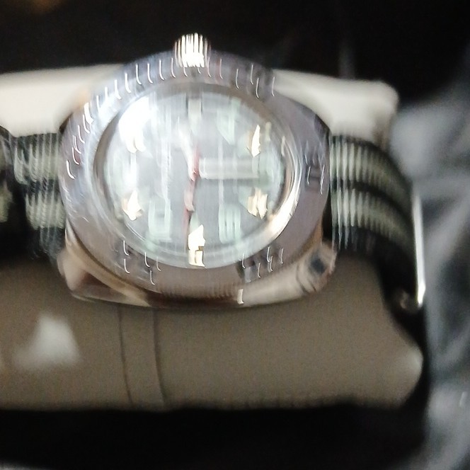 Vostok Amphibia Automatic Diver 200m 41mm Black Dial Date NATO Strap