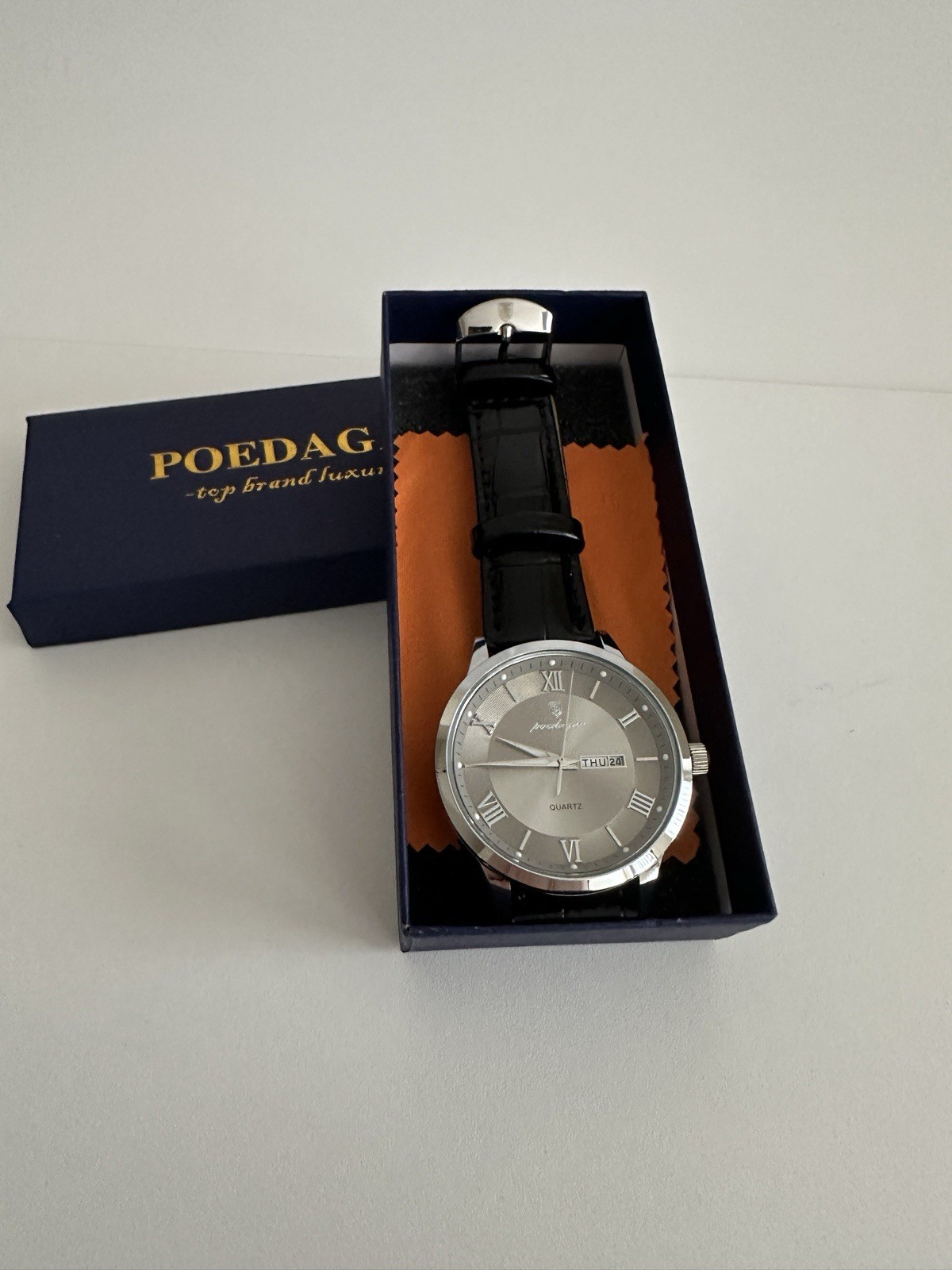 Poedegar Men’s Quartz Watch With Real Leather Strap
