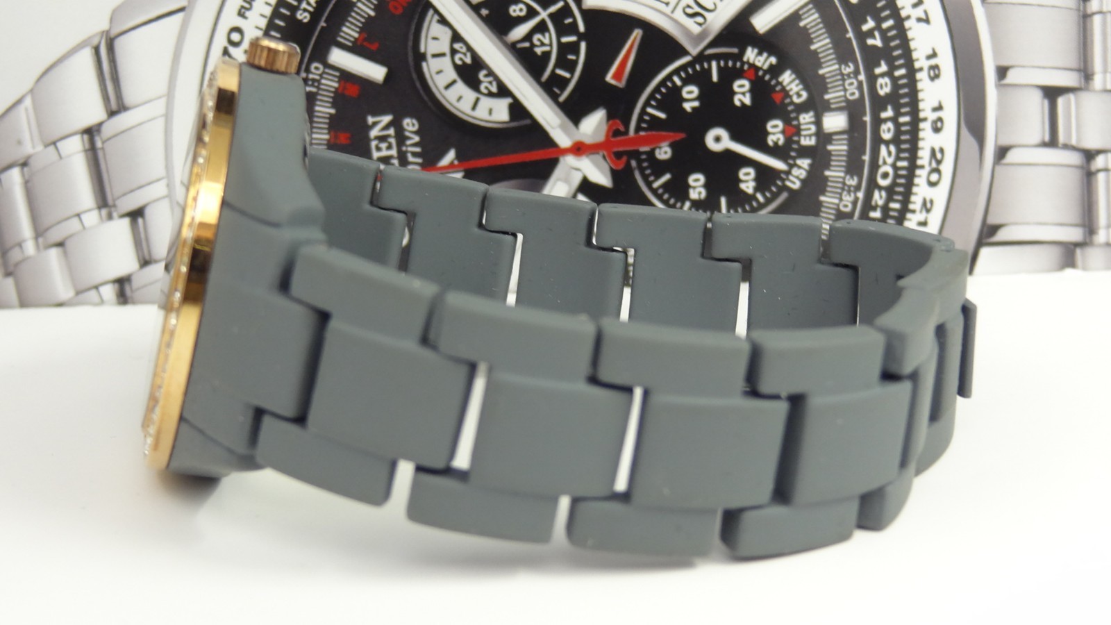 XOXO XO5577 Gray Rubber Coated Band Charcoal Dial Rose Gold Tone Women’s Watch
