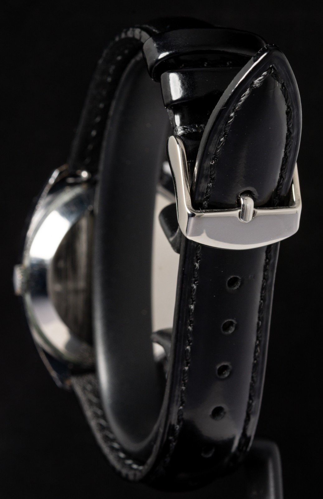 Ingersoll Silver Dial Men’s Hand-Wind Vintage Watch — Working