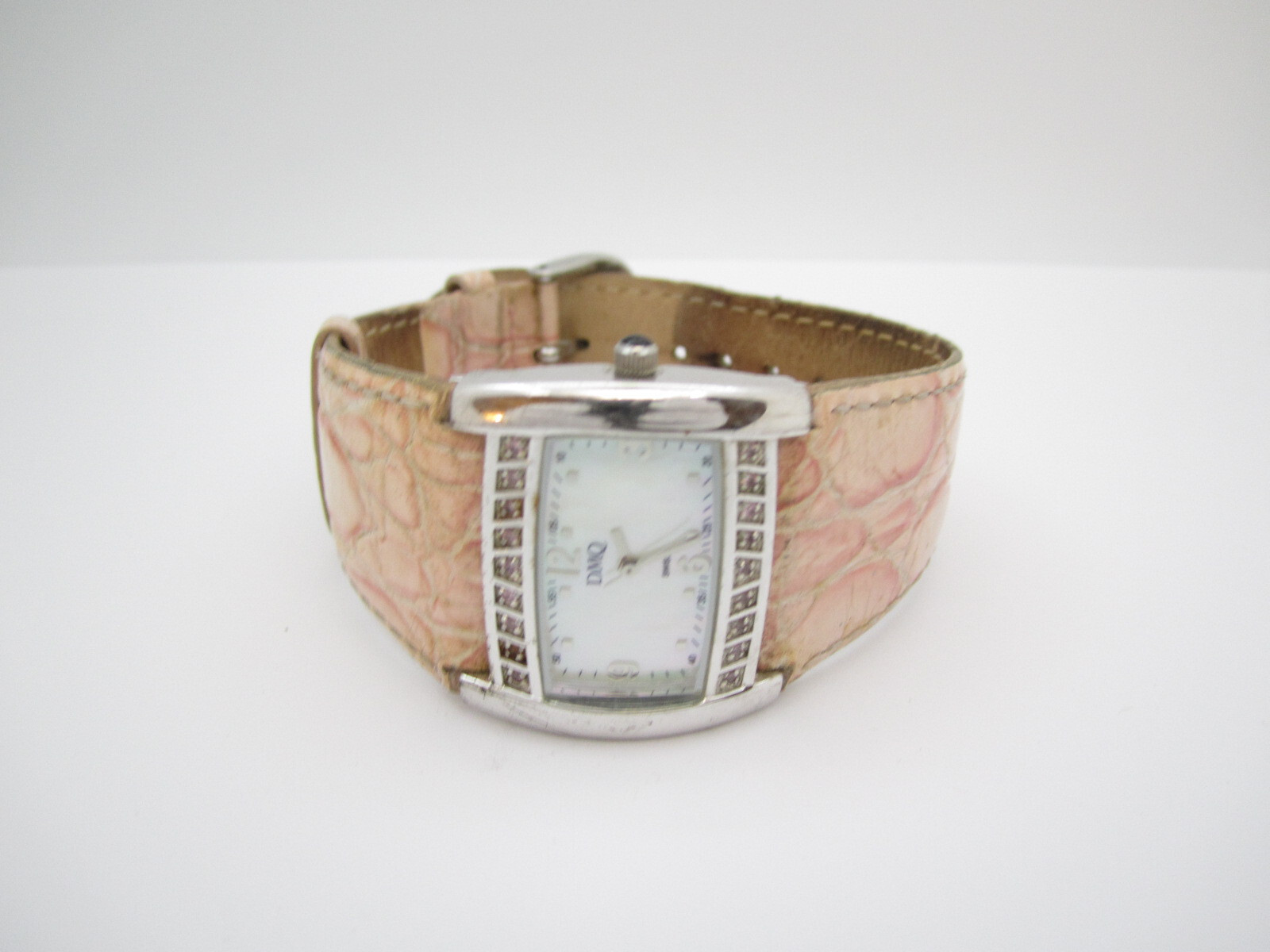 Women DMQ Quartz WR Analog 33mm Watch (H300) “New Battery”