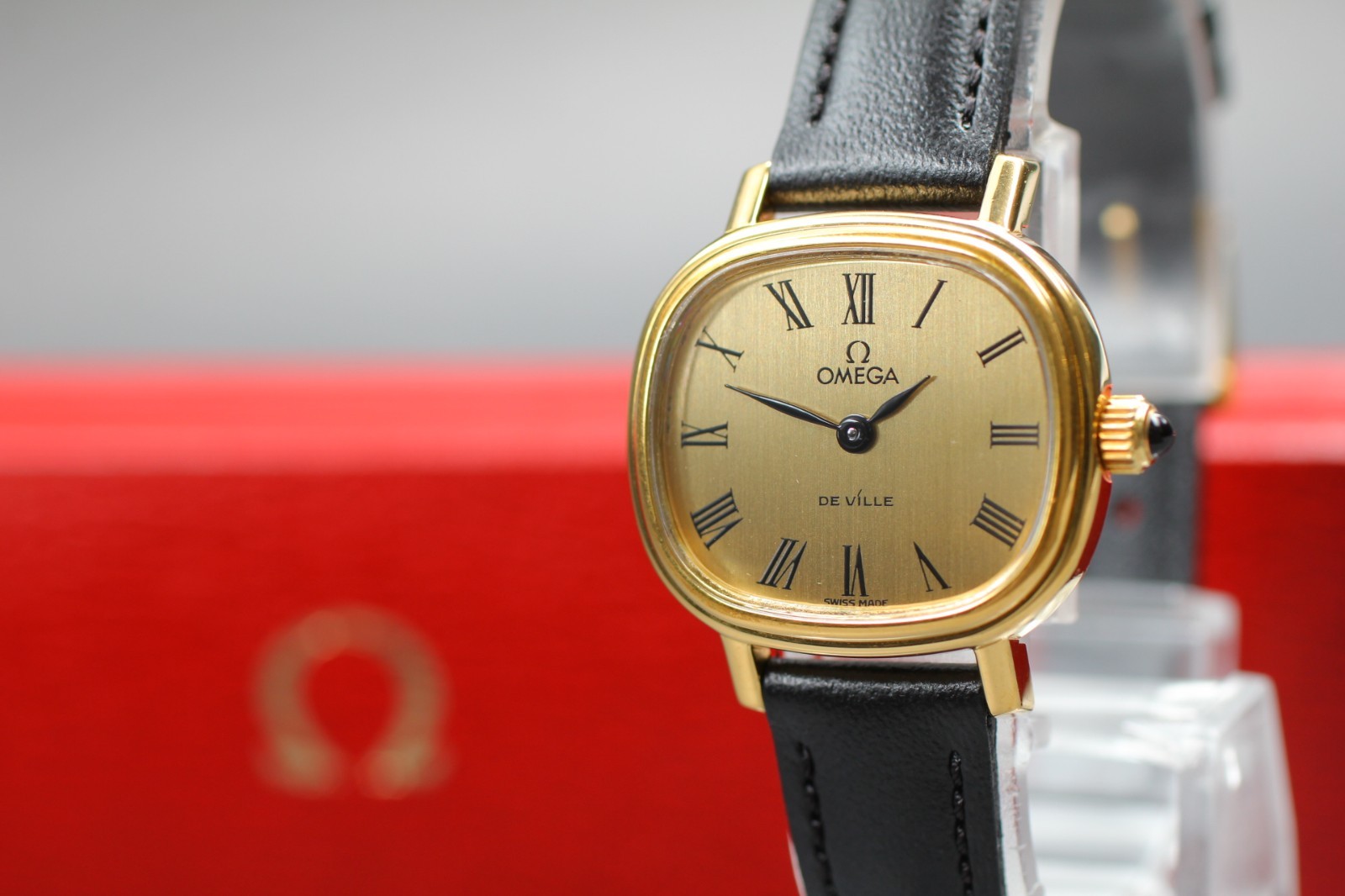 NEAR MINT Vintage OMEGA De Ville Cal.625 Manual Winding Roman Gold Women’s Watch
