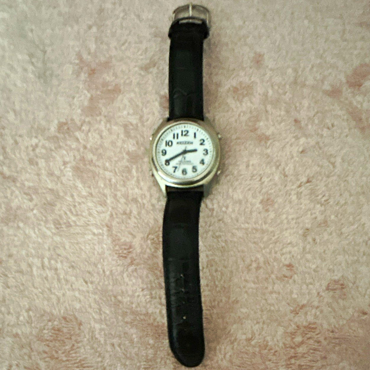 Hollister Women’s Quartz Analog Wristwatch White Dial Black Leather Strap