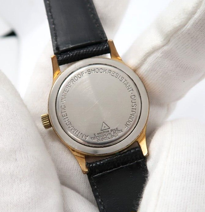 SOVEREIGN 70’s, 17 J, Manual Wind, “Classic Round” Gen Lizard MEN’S WATCH,698