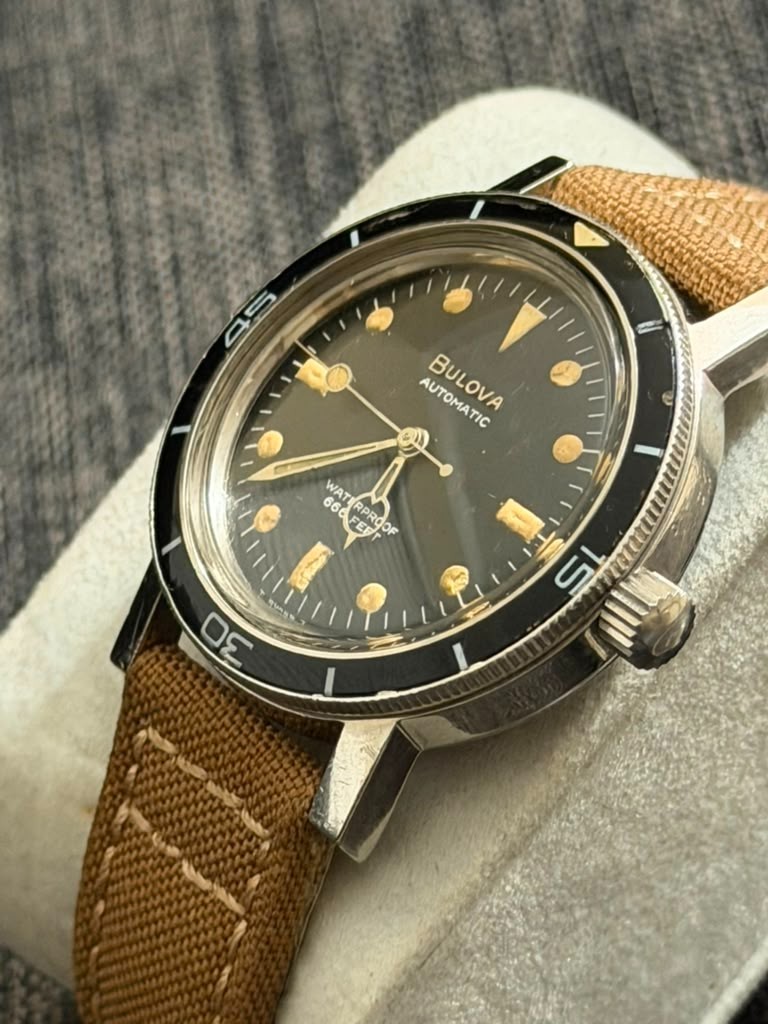 Bulova Snorkel 666 Ft Devil Diver Very Rare Bakelite Bezel Pumpkin Patina