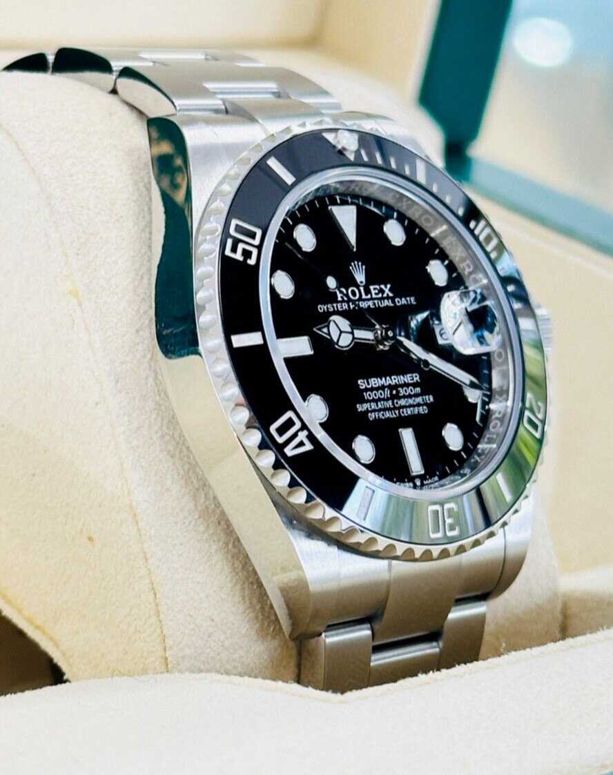 Rolex Submariner 41mm 126610LN Date Oyster Steel Watch PreOwned BOX/PAPERS