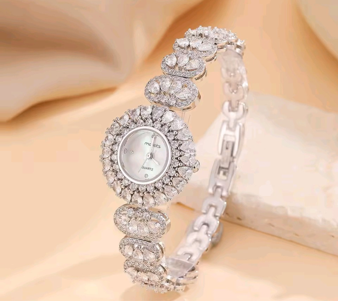 Beautiful Elegant Full Zircon White Luxury Watch for Women Bling Bling