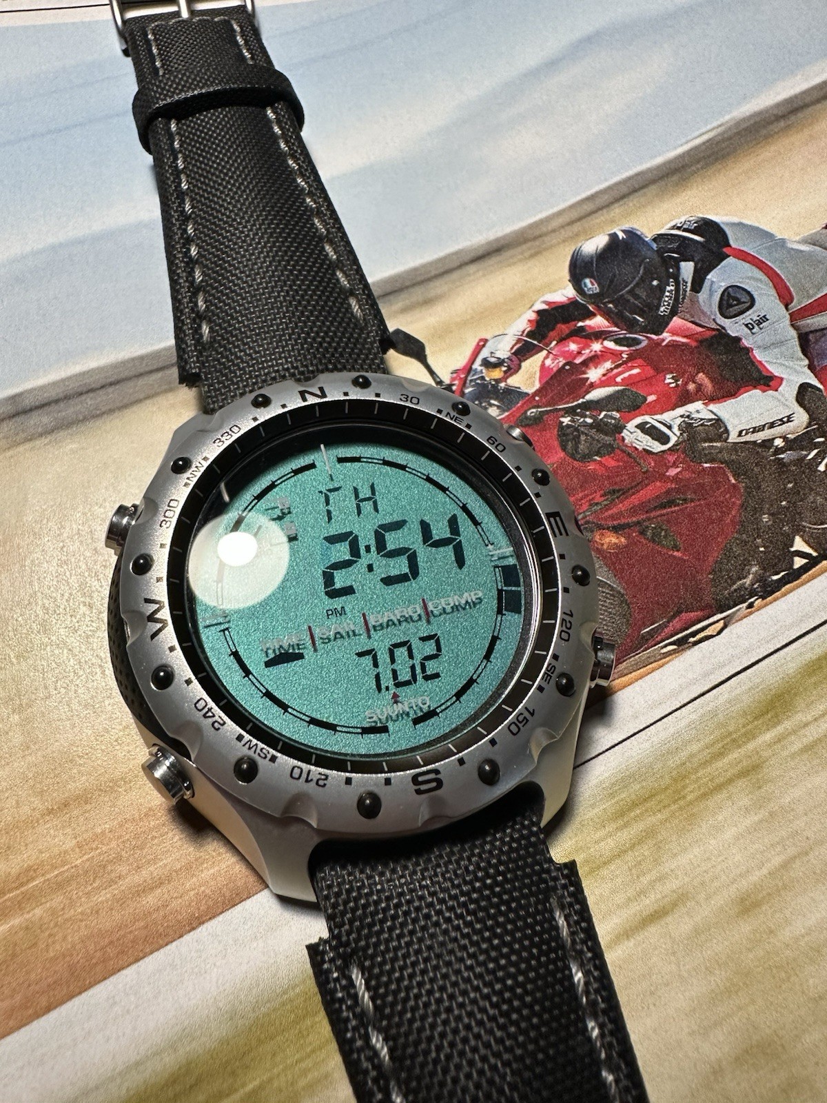 Suunto Yachtsman Digital Compass Barometer Wristwatch Black Strap Silver Case