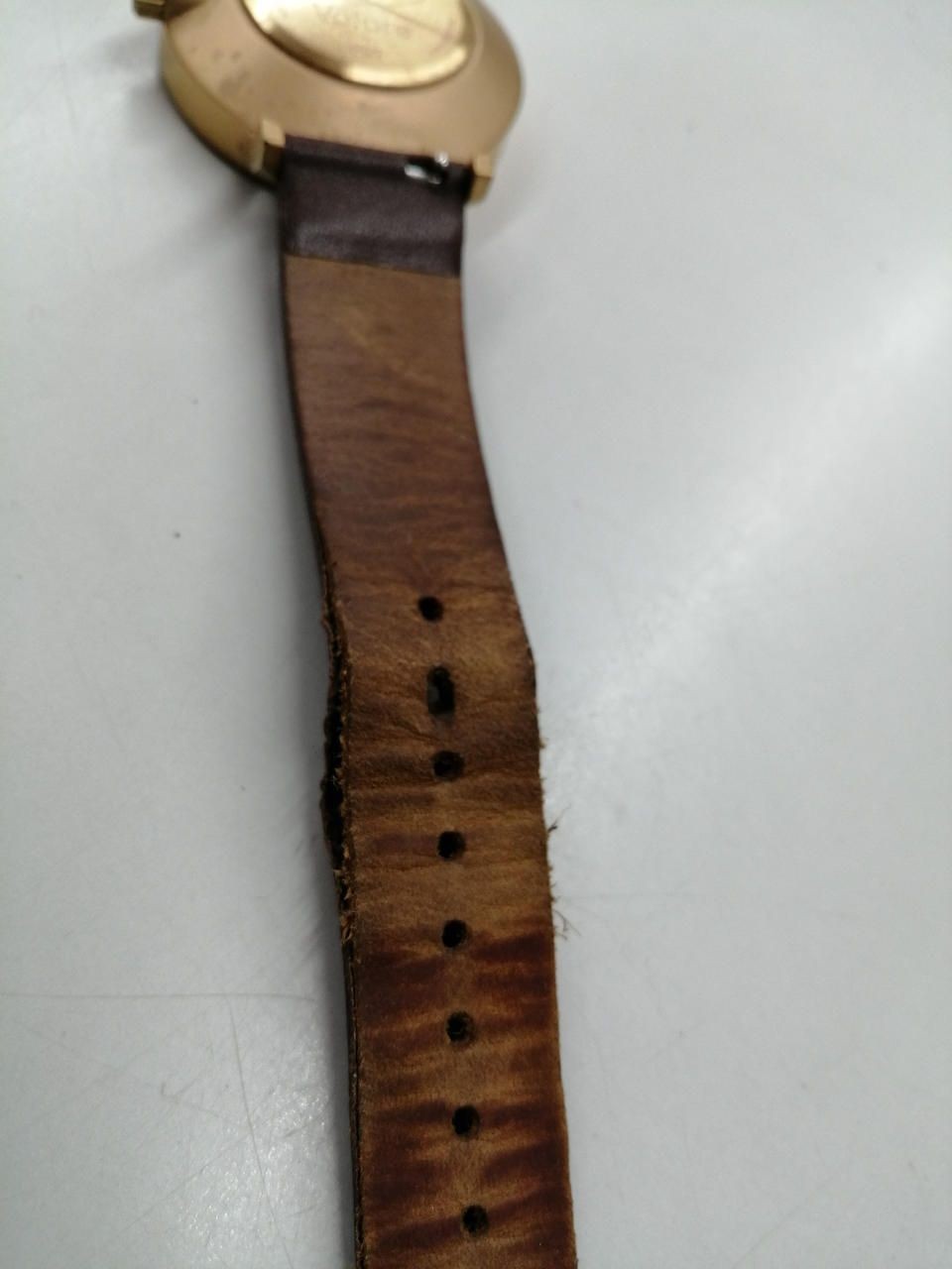 KLASSE14 Watch Feel Used