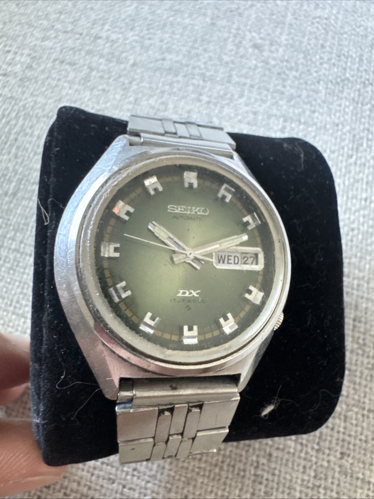 Vintage Seiko DX 6106-1539 Automatic 17 Jewels Green Fumé Dial Day Date Japan