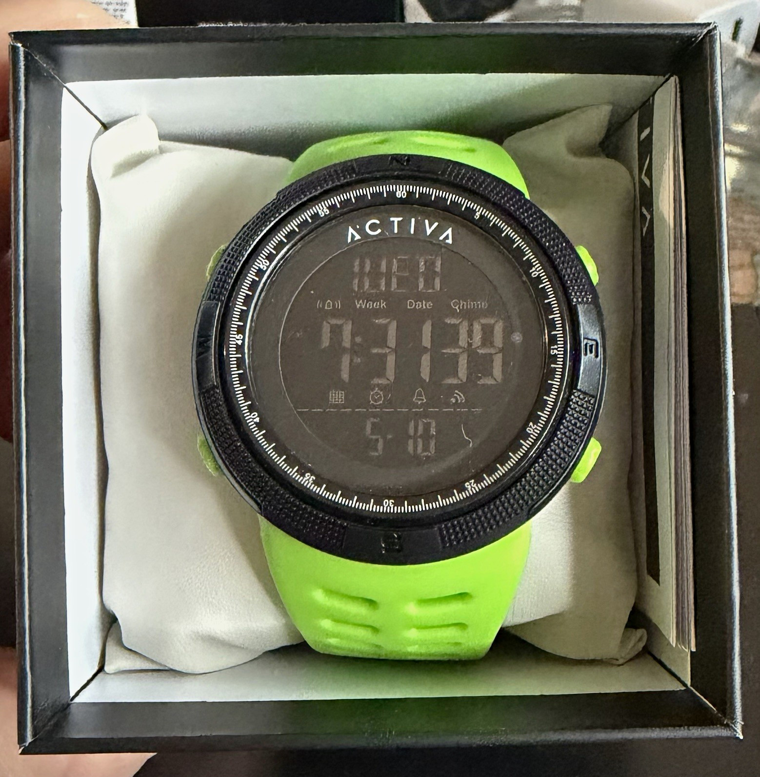 Activa Sport Digital Quartz Alarm Chrono Day Date Week Green Strap w/ Box