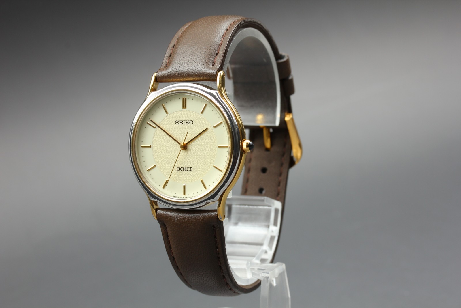 Vintage 1994 Near MINT Seiko Dolce 5E31-6D60 Gold Two Tone 32mm Qz Men’s Watch