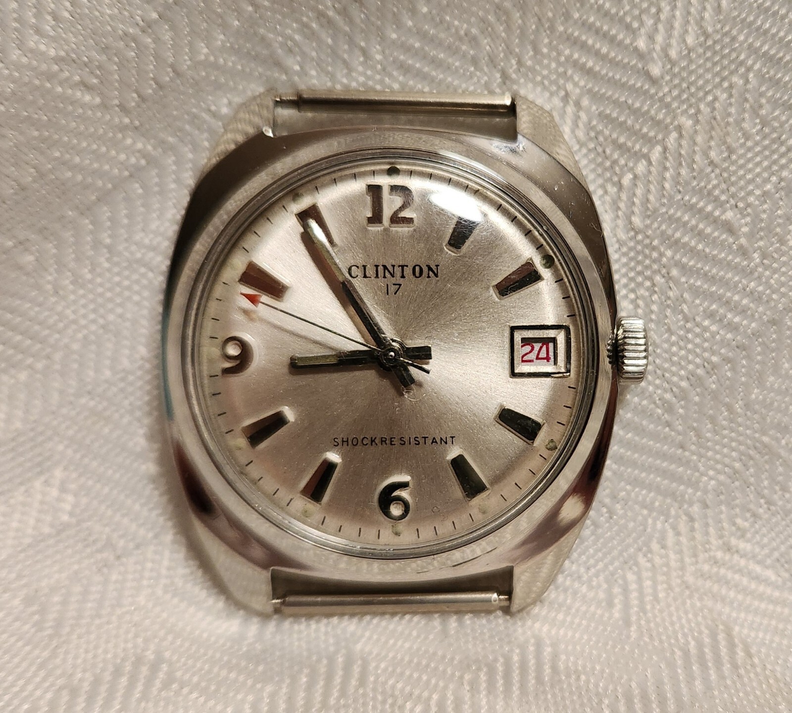 Vintage Clinton 17 Stainless Men’s Watch – 17 Jewels