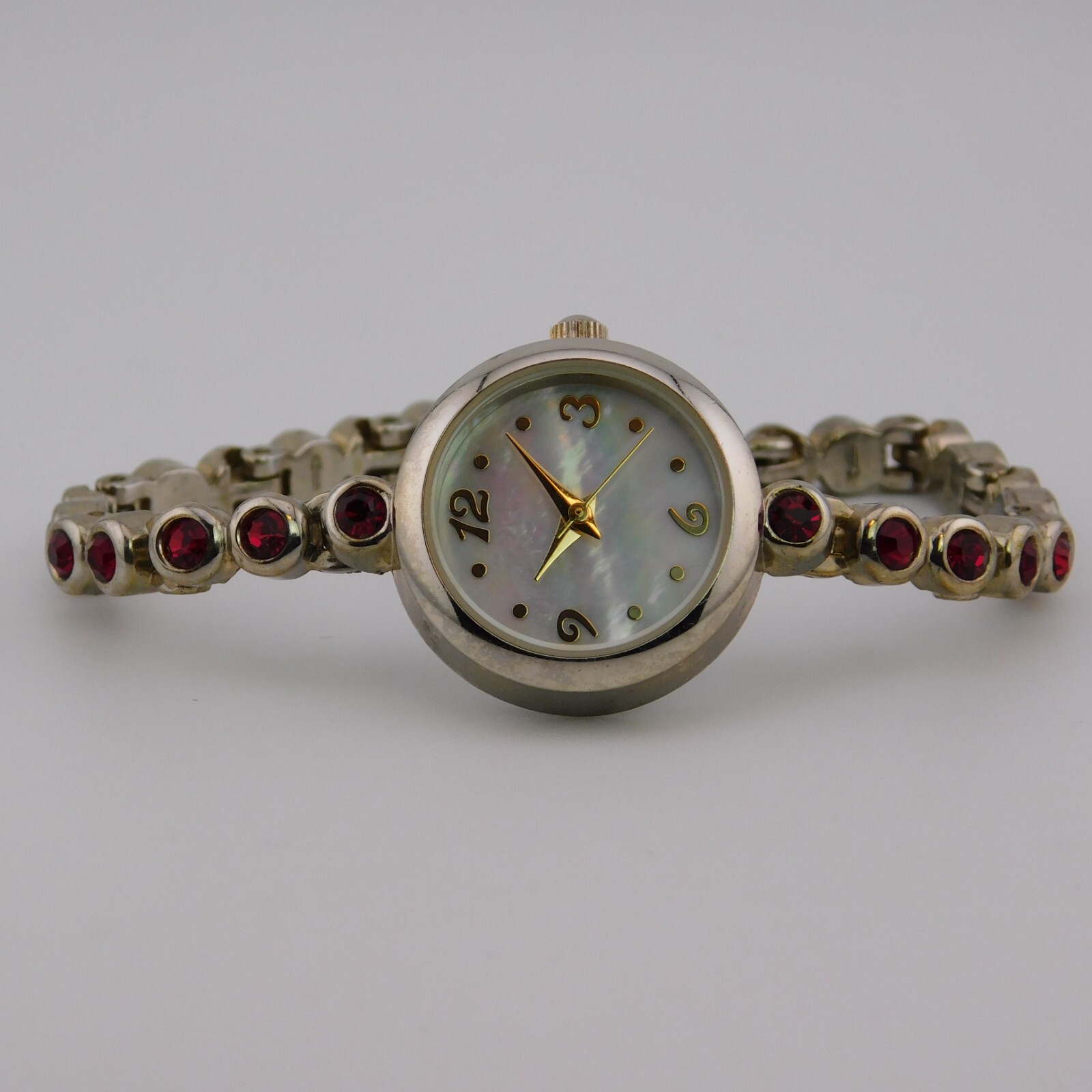 allude FMDAL689 Silver Tone Quartz Analog Women’s Watch Sz. 6 1/4″ New Battery