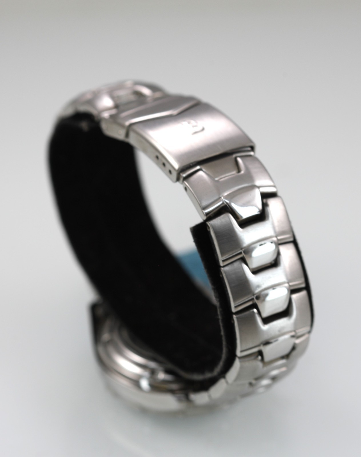 Bulova Millenia Men Watch Stainless Steel Silver 100m Date Blue Motion Quartz