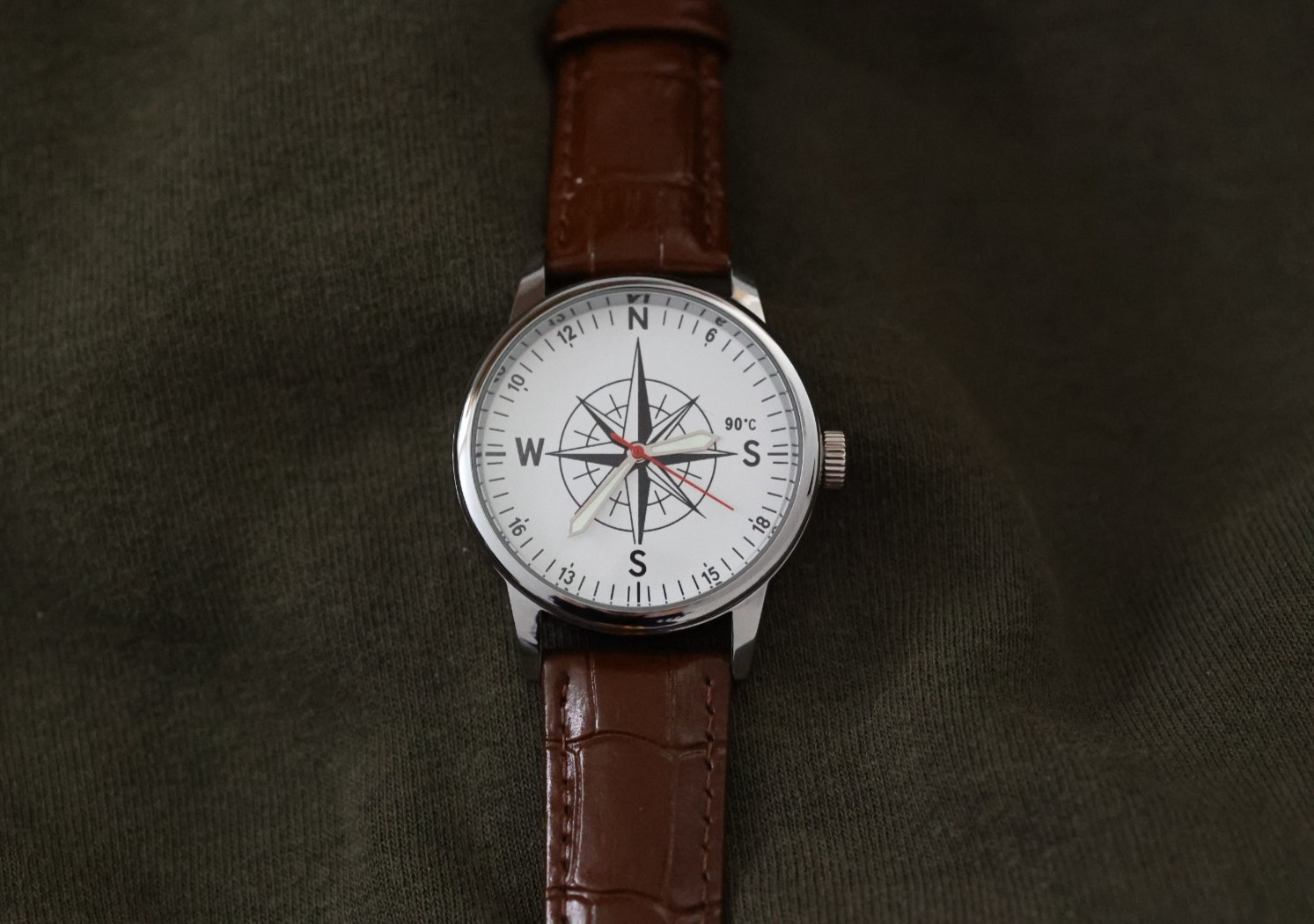 Watch “Wind Rose, Solar Compas” Quartz, Limited Wrist watches. Japanese Movement