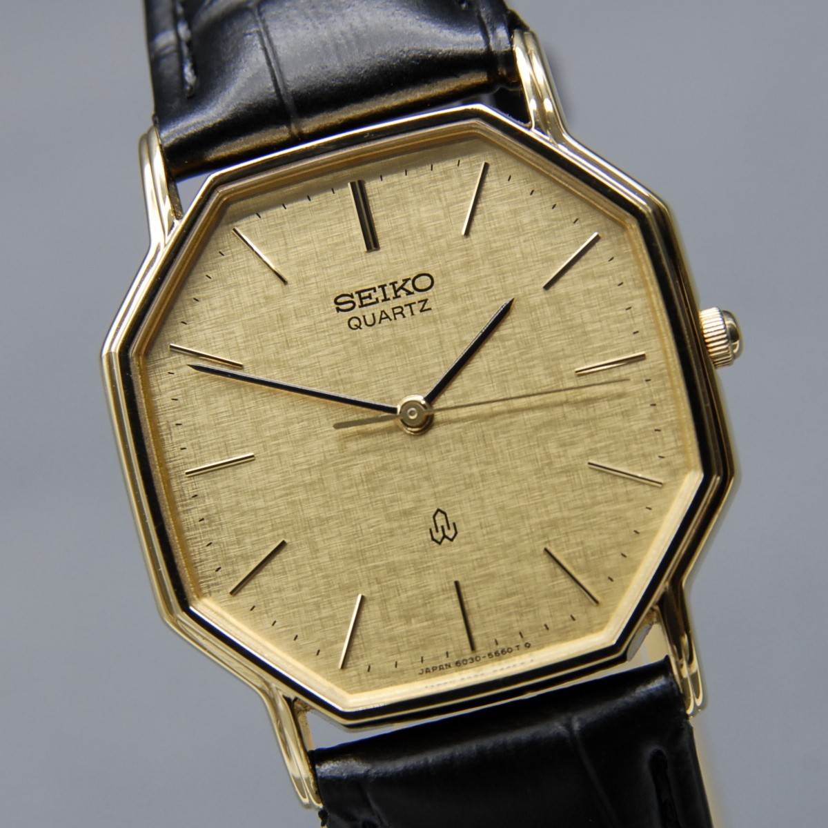 Vintage 1983 [N MINT+] SEIKO Chariot 6030-5590 Gold Octagon 30mm QZ Men’s Watch