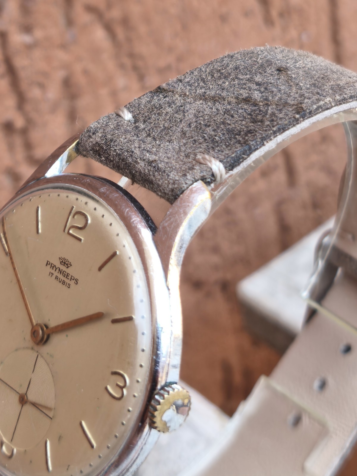 Pryngeps 👑 Vintage Mechanical Manual 36mm Swiss Made 60s Watch