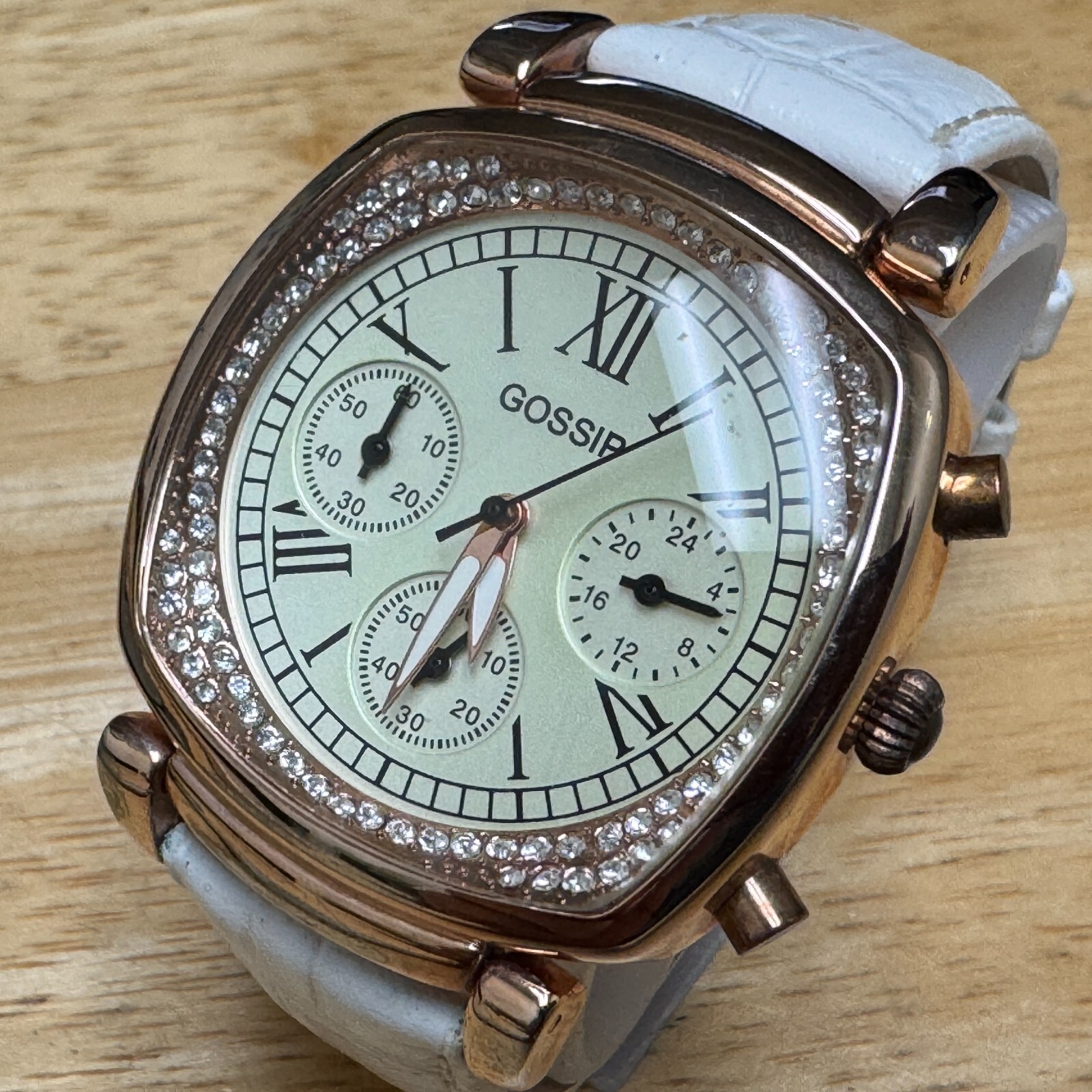 Gossip Quartz Watch Unisex Rose Gold Tone Barrel Chronograph Leather New Battery