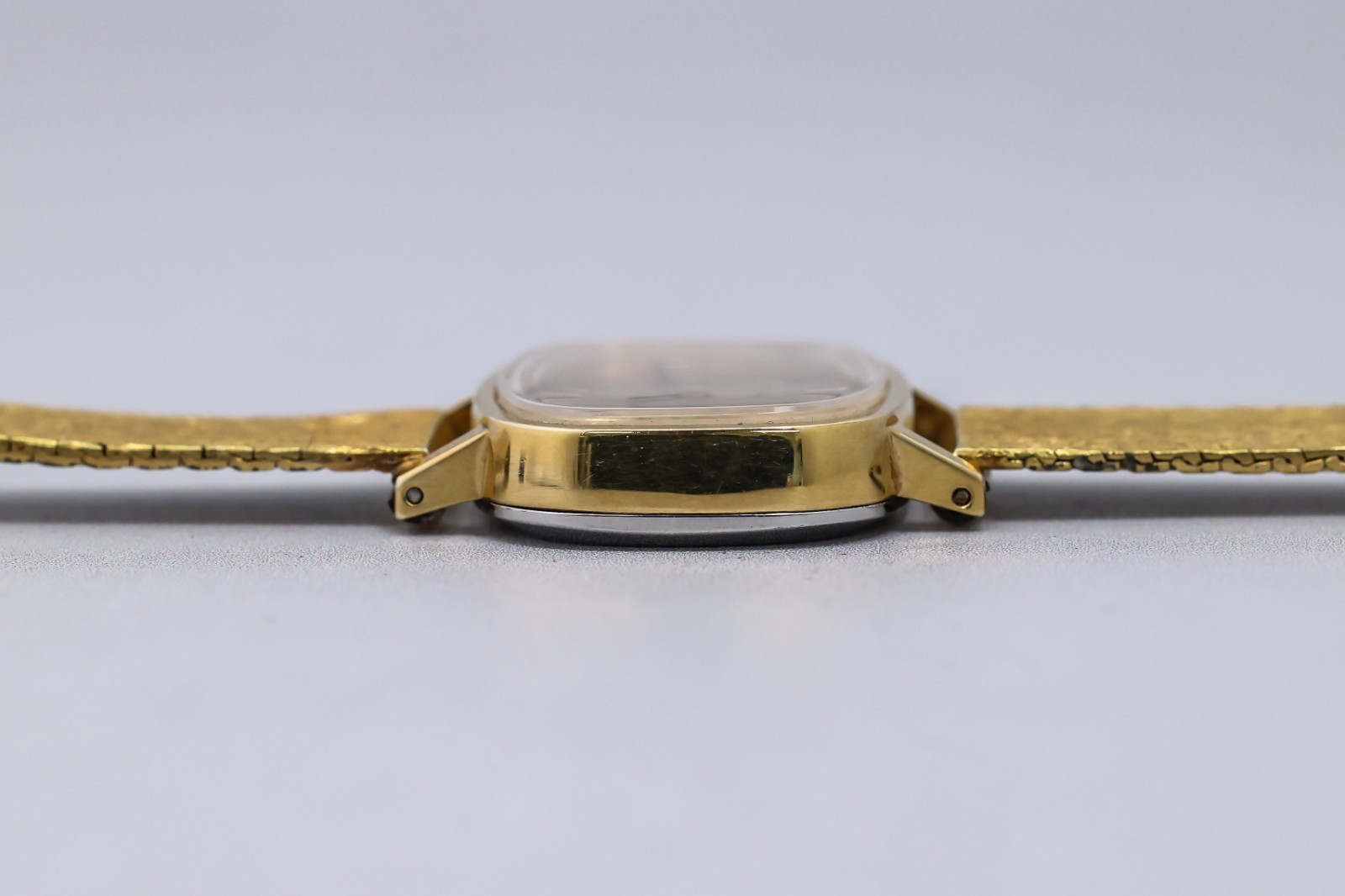 *Vintage 1974 w/Paper* OMEGA Geneve Cal.625 Manual Winding Gold Dial 25mm Ladies