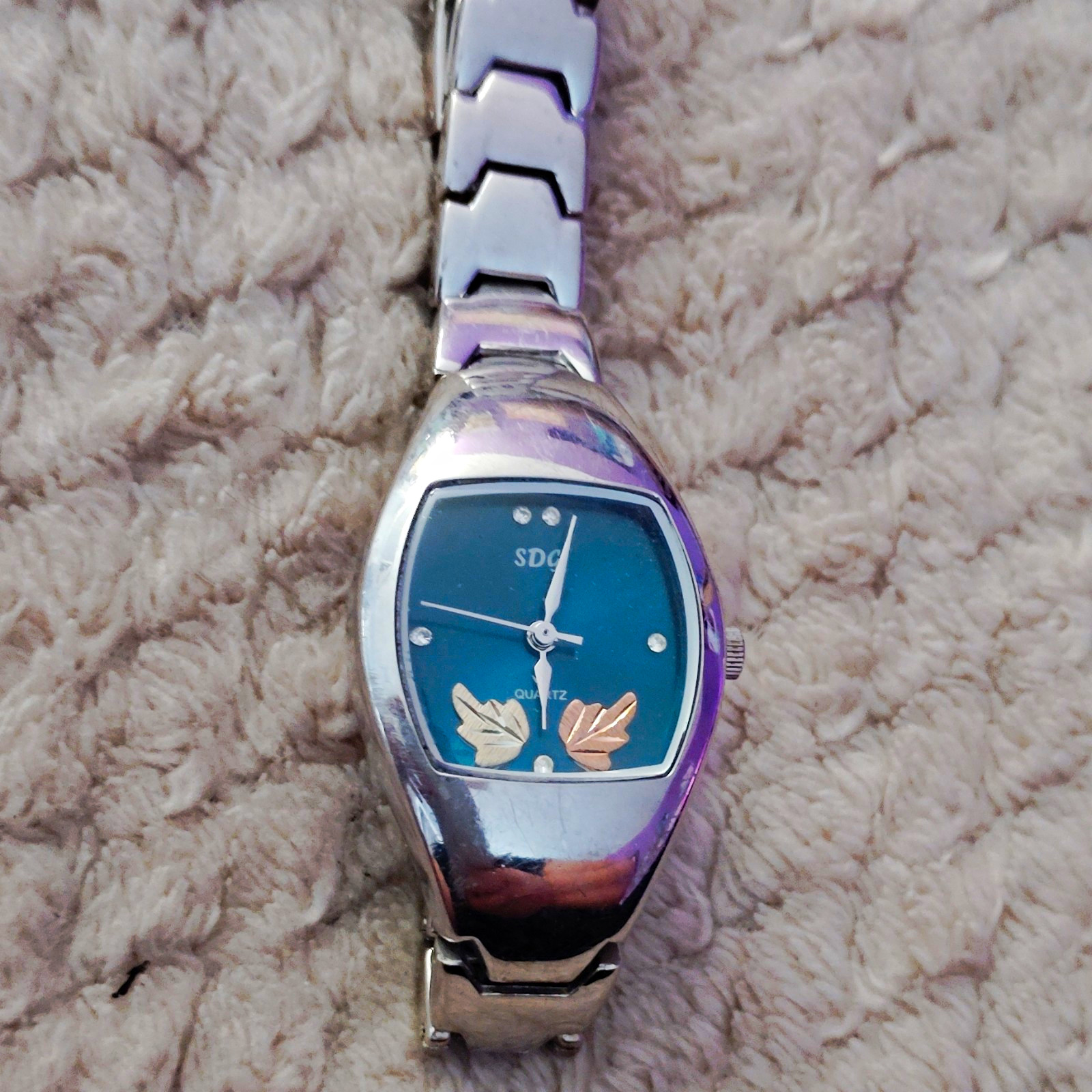 SDC Women’s Dress Quartz Analog Tonneau Watch Blue Dial Silver-Tone Bracelet