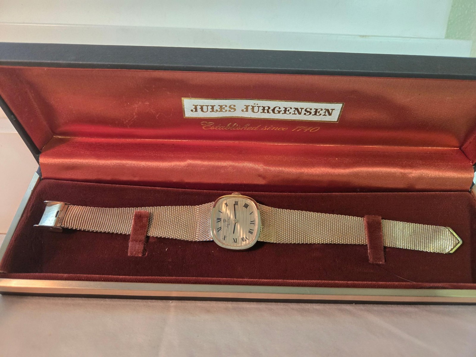 Jules Jurgensen 14k Mens 17j #9003 wristwatch c.1970 original box, just serviced