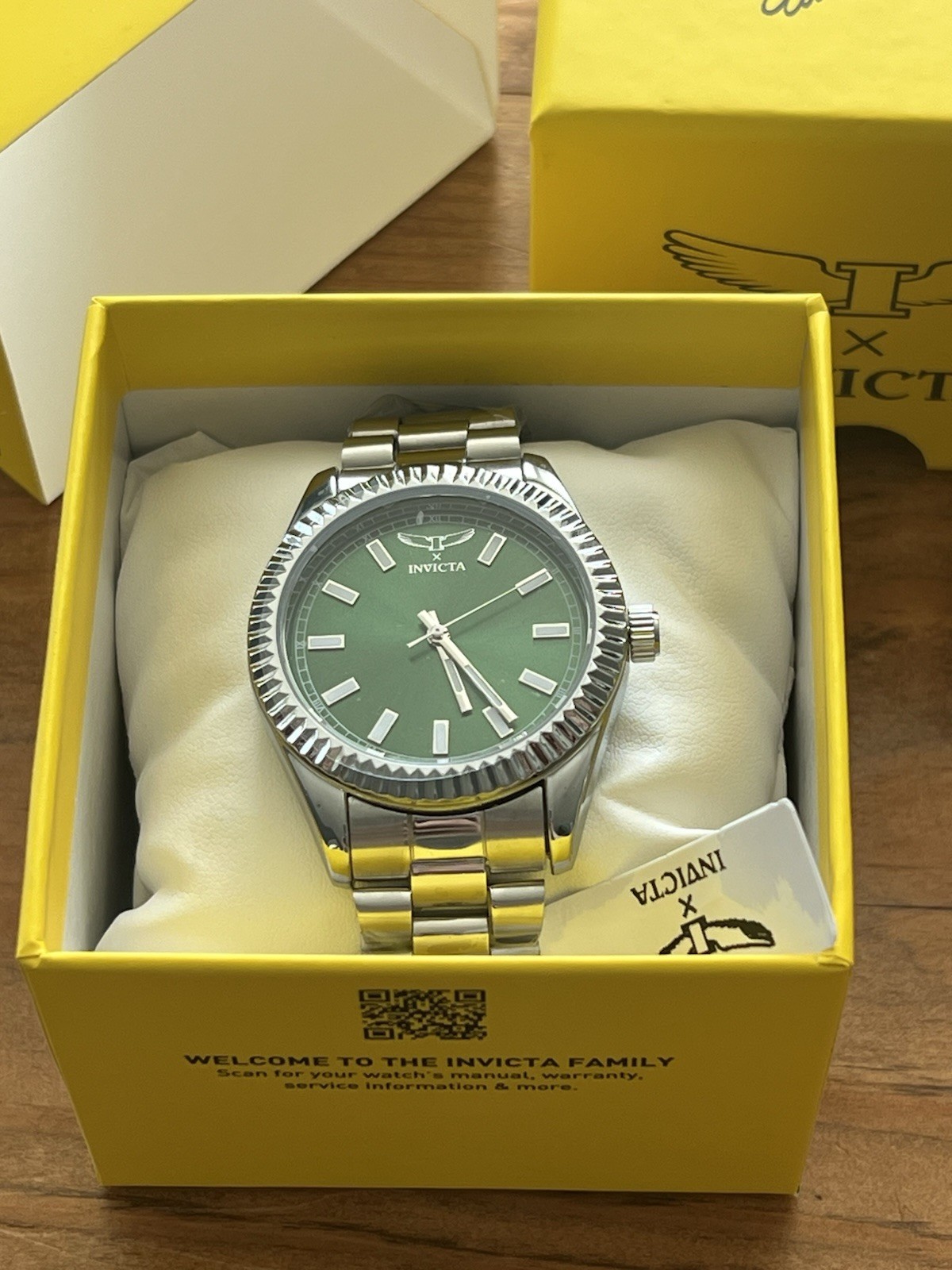Invicta Specialty I by Invicta Men’s Watch – 40mm, Steel (69016)