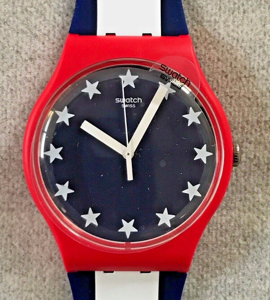 Swatch USA Olympic Special – Red White & Blue – SUOZ241 – 2016 – Mint Condition