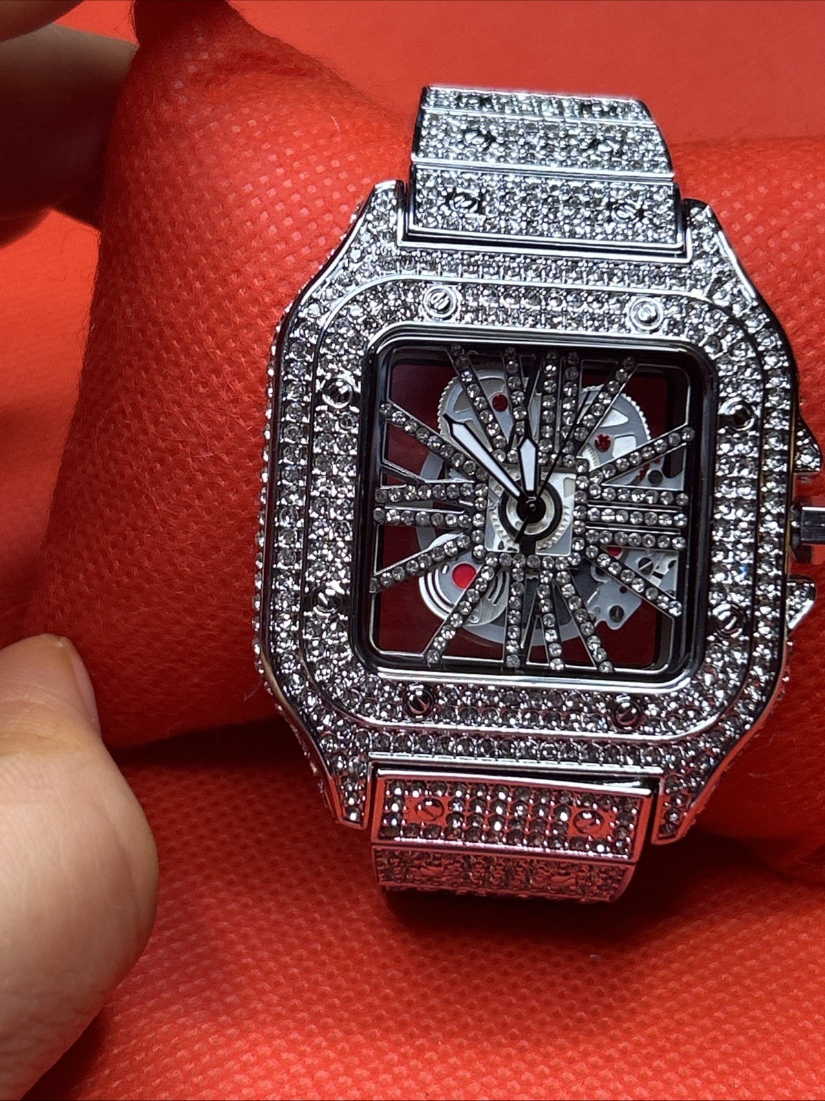 New Diamond Skeleton Luxury Watch