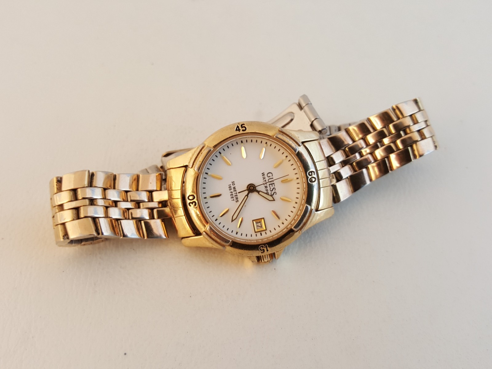 Guess waterpro 50m watch white face 165 feet