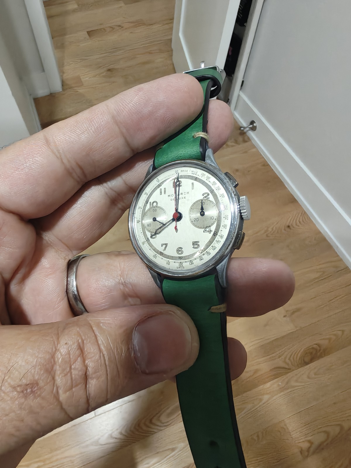 Vintage Monarch De Luxe 17J Mechanical Chronograph Telemeter Dial Swiss Made