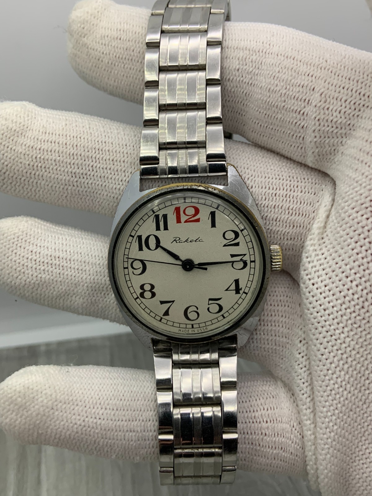 Soviet Mechanical Men’s Watch RAKETA RED 12 Vintage USSR 80s Wristwatch Serviced